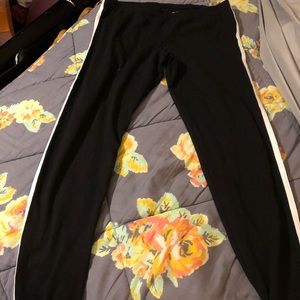 Side stripped Leggings